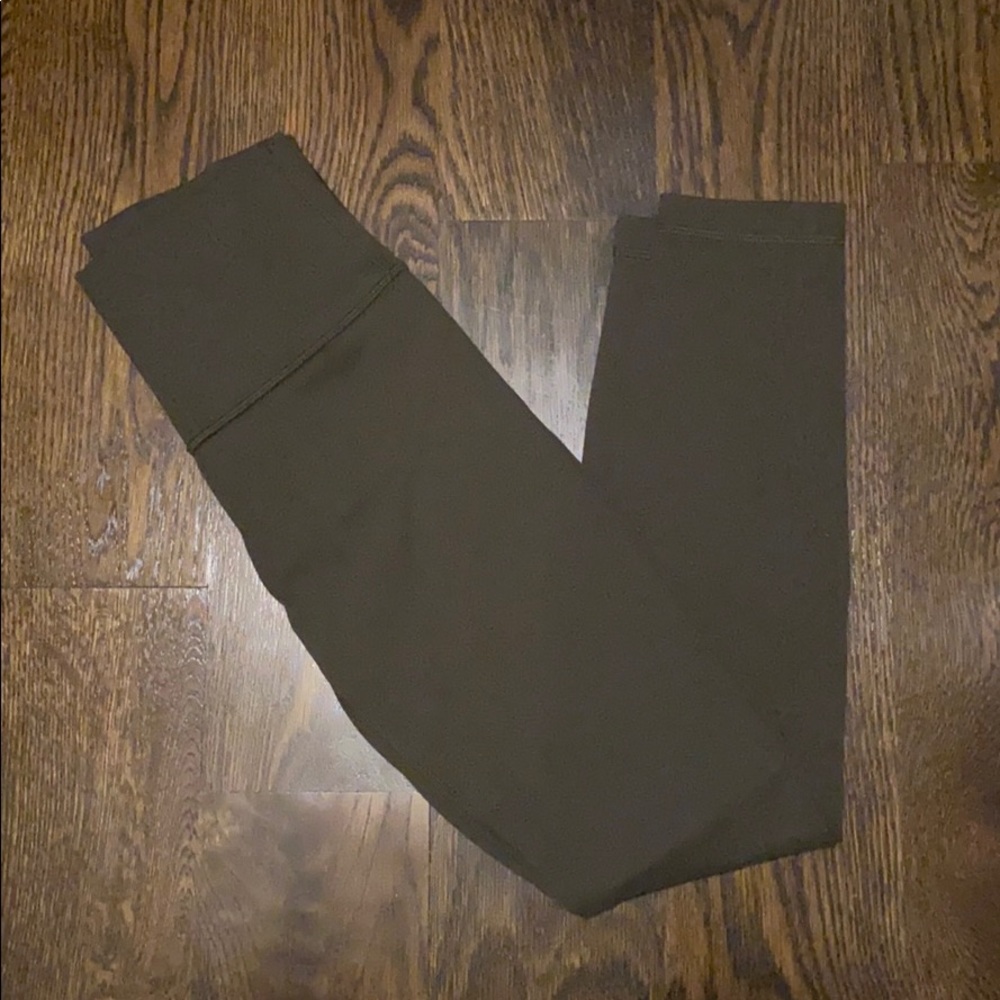 Lululemon Wunder Unders Size 4 Olive Green 25 inch